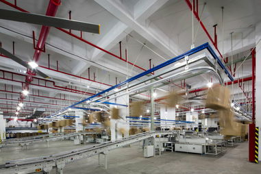 海瀾之家智能倉儲系統實現 機器換人